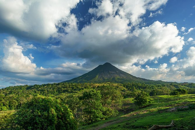 Arenal Volcano Hike plus Baldi Hot Springs and Dinner - Timing, pickup, and practical details