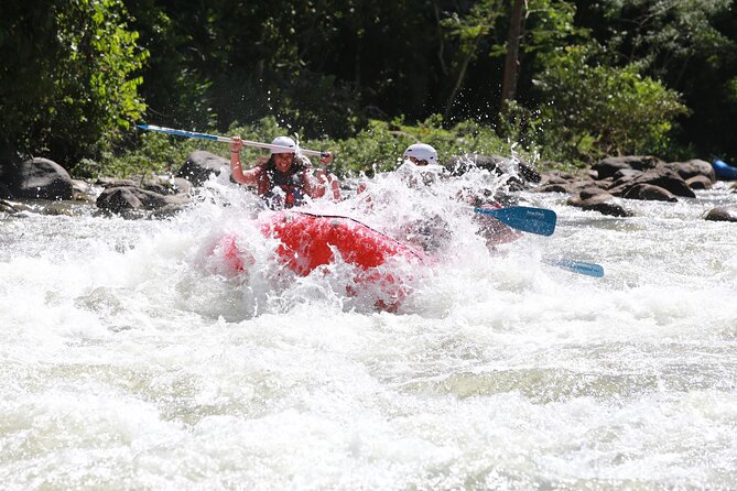 Awesome Fun Rafting Class 3 Balsa River 5-Hour Tour in La Fortuna - A wood-fire Costa Rican lunch after rafting