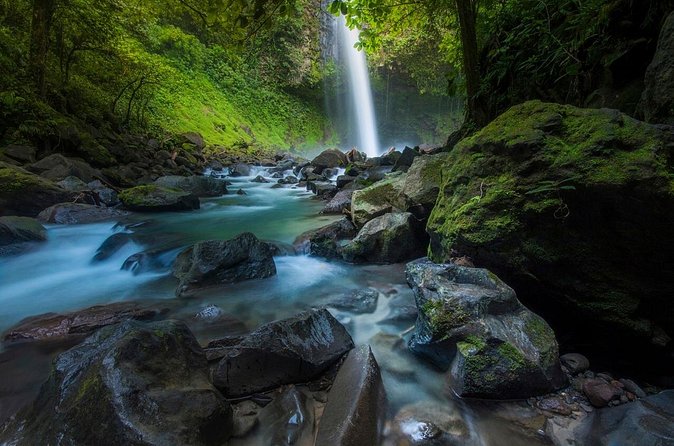 Best of La Fortuna: Hanging Bridges, Waterfall and Arenal Volcano - How hard is the full day?