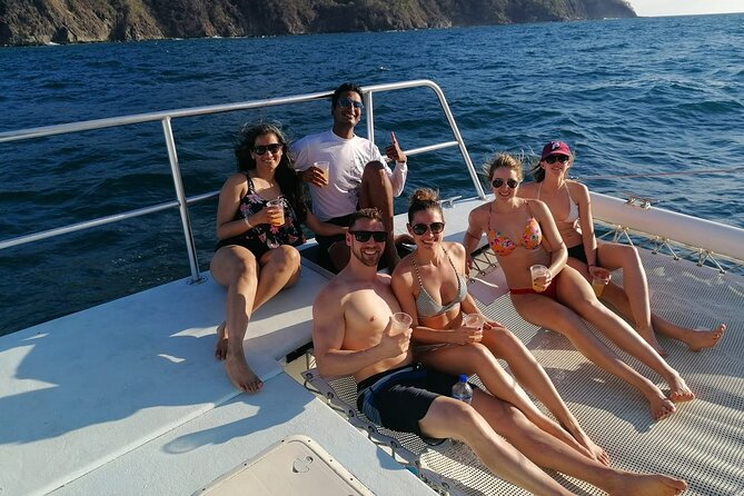Blue Dolphin Catamaran Snorkeling Sunset Cruise from Tamarindo - A friendly crew and a social atmosphere