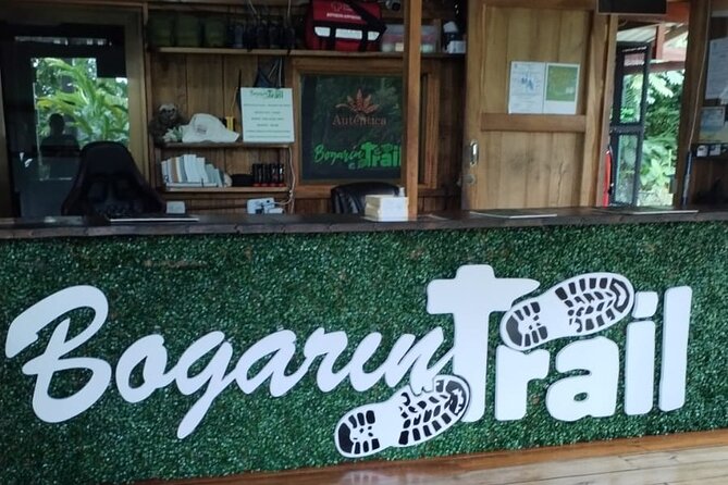 Bogarin Trail Sloth Guided Tour - Starting at the Bogarin Trail entrance