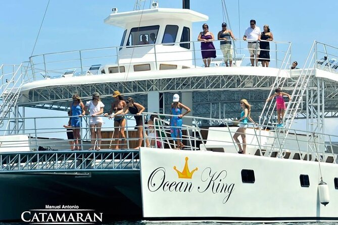 Catamaran Ocean King Manuel Antonio - From Marina Pez Vela to the Manuel Antonio coast
