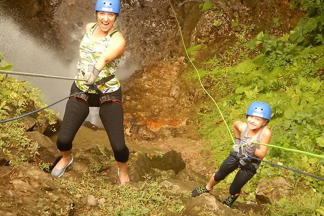 Full Day Class II-III Rafting and Canyoning Rappelling from La Fortuna-Arenal - One morning, two very different adventures