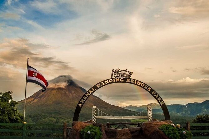 Hanging Bridges & Arenal Volcano with Lunch and Hotsprings - Lunch at the Rainforest Cafe
