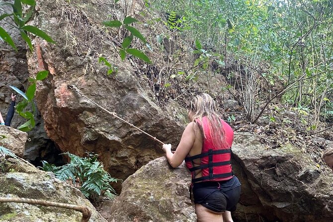 Hike to La Leone Waterfall / Tubing - Who should book this experience?