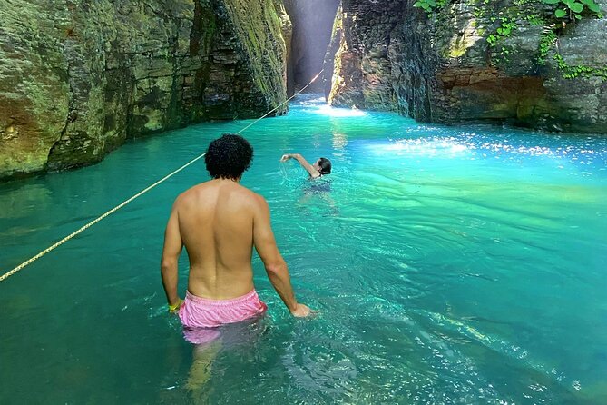 La Leona waterfall adventure hike half day - What the La Leona half-day adventure is really like