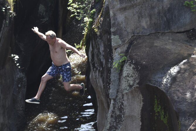 La Leona waterfall Cliffjumping White water Tubbing PrivateTour - What the $260 price includes