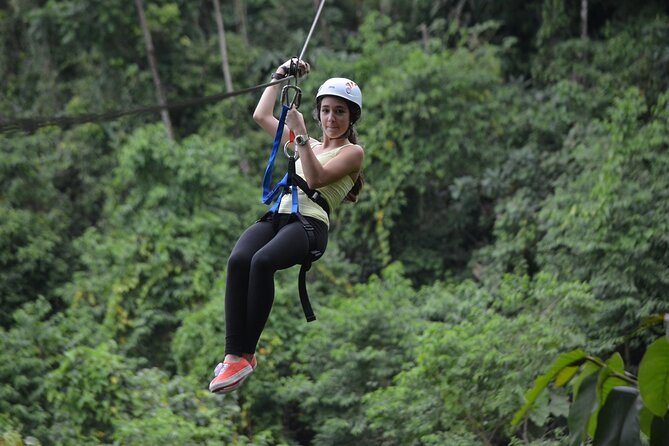 Los Cañones Canopy with Hotsprings Los Lagos - The Tarzan swing adds a sharp burst of fear