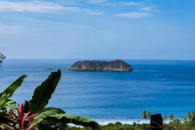 Manuel Antonio National Park from San José