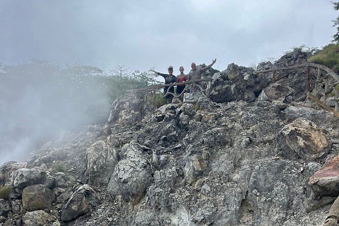Miravalles Volcano: Sloth's Park, Hanging Bridges & Hot Springs. - Rain, comfort, and practical packing