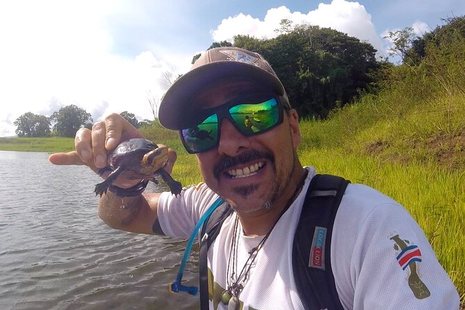 Paddle Board Private Tour Nuevo Arenal, Lake Arenal - Wildlife comes with possibility, not a promise