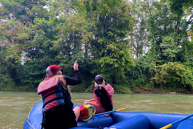 Peñas Blancas River: Wildlife Safari Experience by Raft - Monkeys, Sloths, Iguanas, and Birds Along the Banks