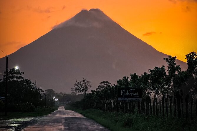 Private Luxury Transportation from the Airport to your Hotel - A calmer first hour in Costa Rica