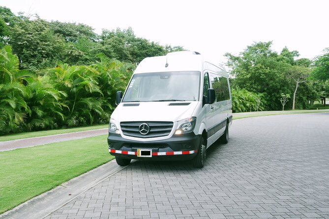 Private Transfer from Liberia Airport to Dreams Las Mareas - Photo stops, refreshments, and local information