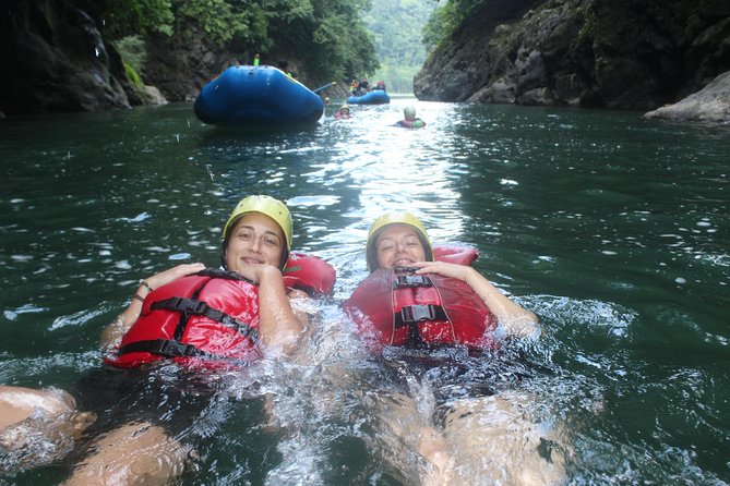 Rafting Pacuare Costa Rica - Rapids with guides who work well with beginners