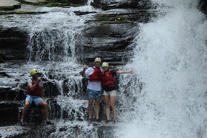 Rafting Pacuare Costa Rica - Lunch on the river route
