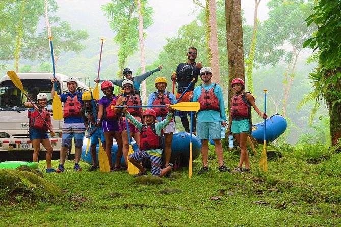 Savegre River Rafting Class II-III from Jaco - The scenic road to the put-in