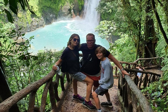 Sloths in their natural habitat & Blue river waterfall - From Tamarindo to Llanos de Cortes Waterfall