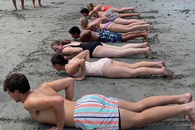 Surf lessons at Manuel Antonio Beach - The first 10 minutes on the sand