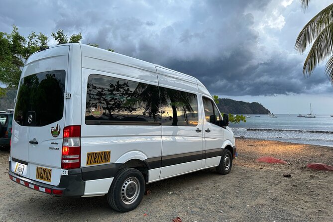 Transfer from Manuel Antonio to SJO Airport and surroundings - What the three-hour road trip is like