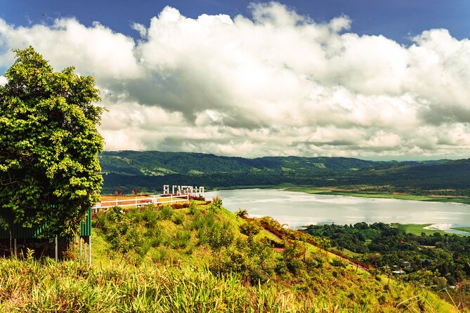 Views Of heaven, peasant afternoons Volcano & Lake - Is $45 a fair price?
