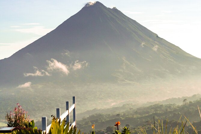 Views Of heaven, peasant afternoons Volcano & Lake - Monkey sightings and the activity description do not match perfectly